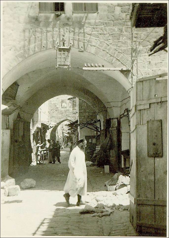 Jerusalem_street_1944