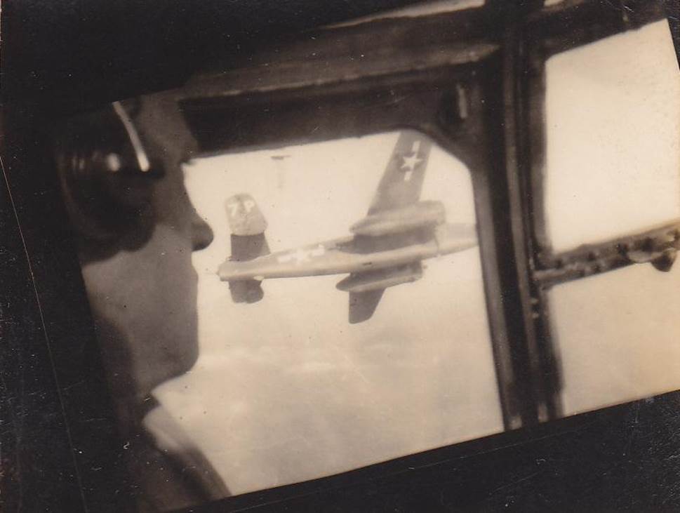 B-25_7P_in_flight_CM_Cook_flying