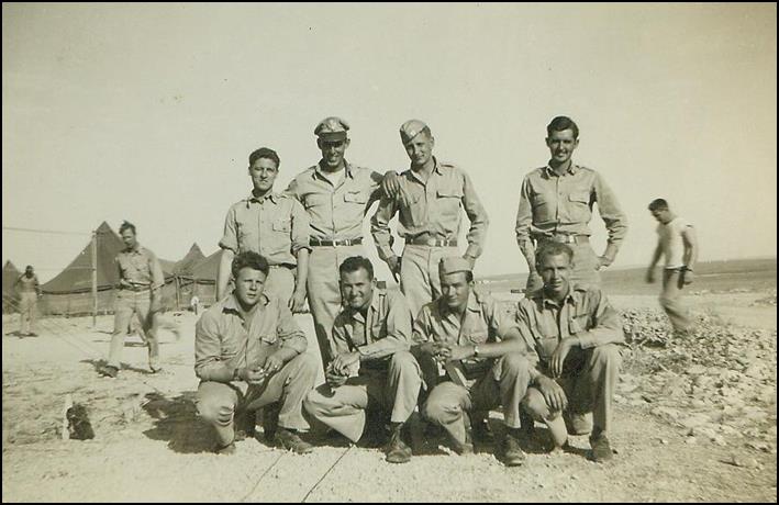 b_17_004_camp_crew2