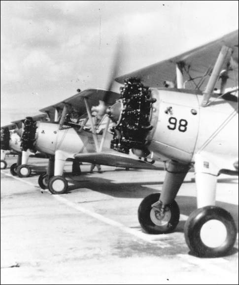 charles_cook_stearman_flight_training2