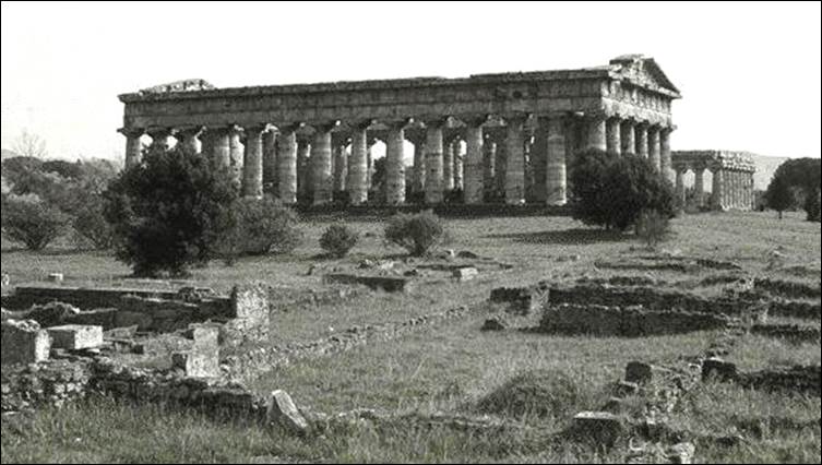 Paestum_Greek_Temple